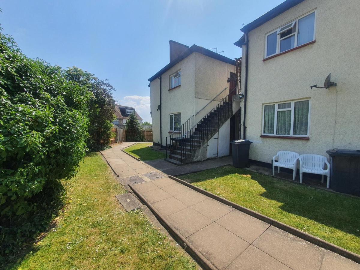 Art Double Bed Room Edgware Exterior foto